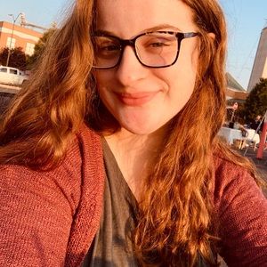 Meet your Posher, Maddie